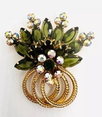 JULIANA DeLizza Elster Olivine Rhinestone & Metal Loop Brooch Vintage Jewelry