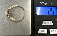 Vintage Opal Ring SZ 6.75 in 10K Gold w Scalloped Frame & Unusual Hallmark, 2.5g