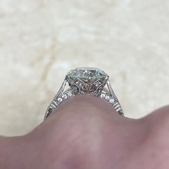 A beautiful Round Cut Lab Created Diamond solitaire Engagement 925 Silver Ring