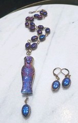 EGYPTIAN REVIVAL PHARAOH PENDANT PEACOCK BLACK SCARAB GLASS NECKLACE SET ARTISAN