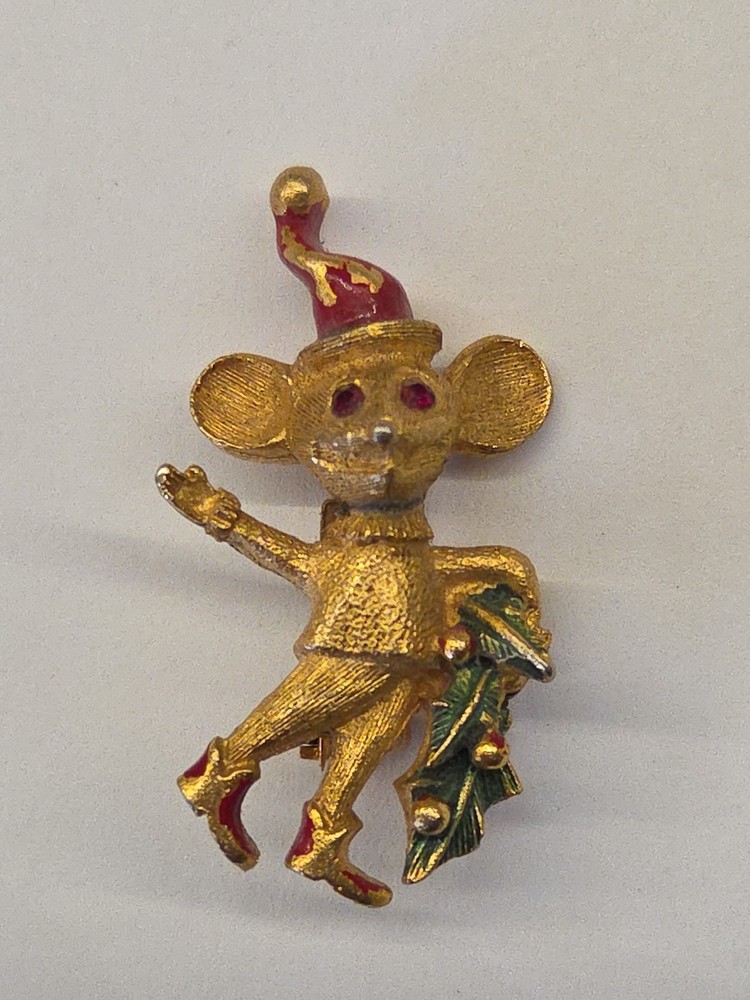 Vintage Christmas Mouse Brooch Pin Gold Tone Enamel Red Eyes 1.25″