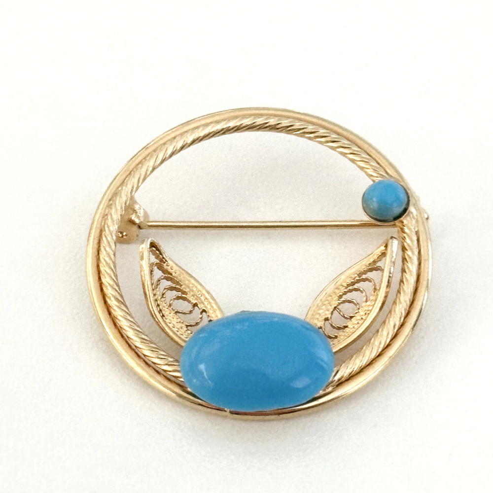 Vintage Gold Tone Blue Sleeping Beauty Glass Cabochon Filigree Round Brooch Pin