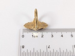 Avon Kensington Gold tone Rhinestone Ring Victorian Revival Size 6 Vtg 1976