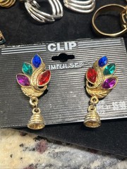 Vtg clip on earrings 14 Pairs Silver Gold Tone Metal Faux Stones Mixed Materials