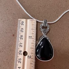 NAPIER Necklace and earrings set Women’s Vintage 18 in ext. 3.25 in