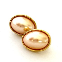 Vintage Monet Earrings Faux Peach Pearl and Gold Tone Clip on