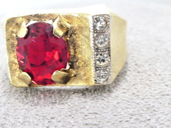 VINTAGE 10K YELLOW GOLD FILLED NEW OLD STOCK 70’S RED CLEAR STONE RING SIZE 7.5