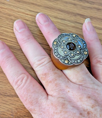Vintage Lucite Ring Floral Statement Large Oversized Size 7 Unique Unusual Rare
