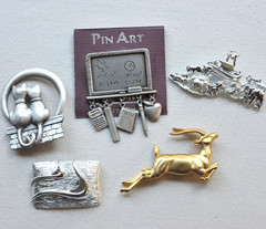 Brooch LOT Signed JJ Spoontiques AJC gold silver tone AH31