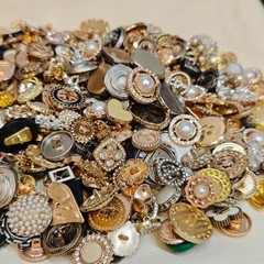 Vintage-now Costume Jewelry makeing Lots button Read Description 50pcs