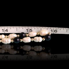 Vintage Classic Black Agate Stone & White Pearl Beaded Necklace 32in