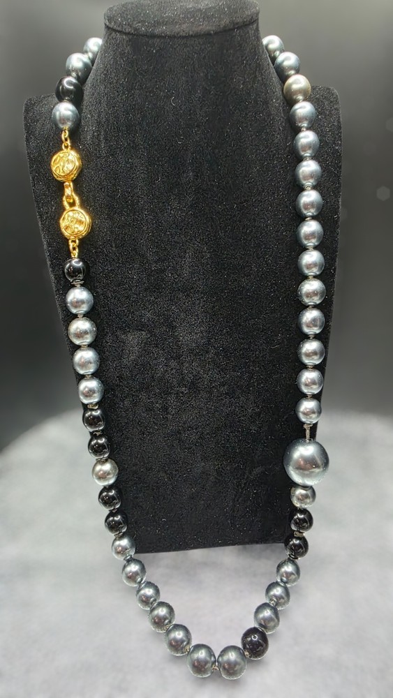 VTG CHANEL Grey Gripoix Pearl Sautoir Necklace Early 90s READ DESCRIPTION AS-IS