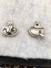 Vtg AJC silver tone Noah’s Ark animal clip on Earrings