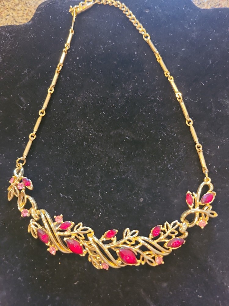 Necklace bib style goldtone w/ red & pink rhinestones. MCM. Vintage