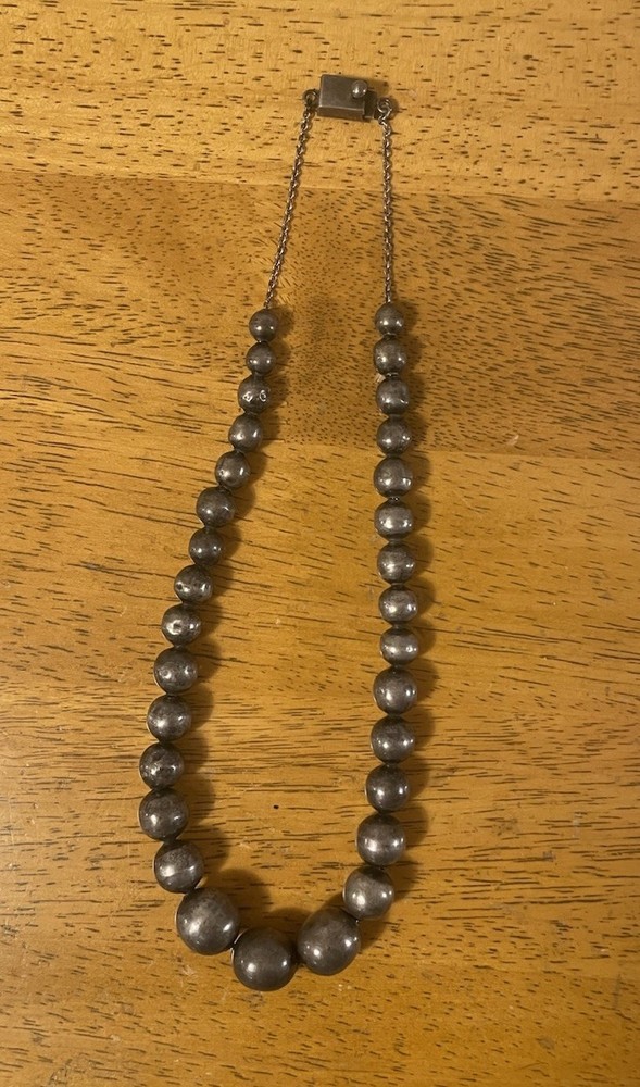 Rare Pre-Eagle VTG Taxco Mexico Sterling Silver Graduated Bead Necklace 17.9 g