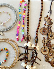 Vintage New Gold Snake Wood Glass Rock Chip Bead Necklace Bracelet Lot 195