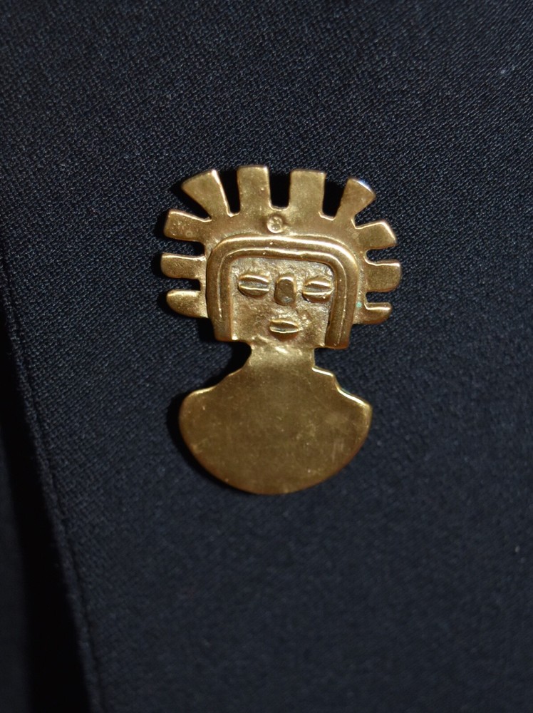 Metropolitan Museum of Art Brooch Pin Aztec Warrior Mask Tolima Face Gold Tone