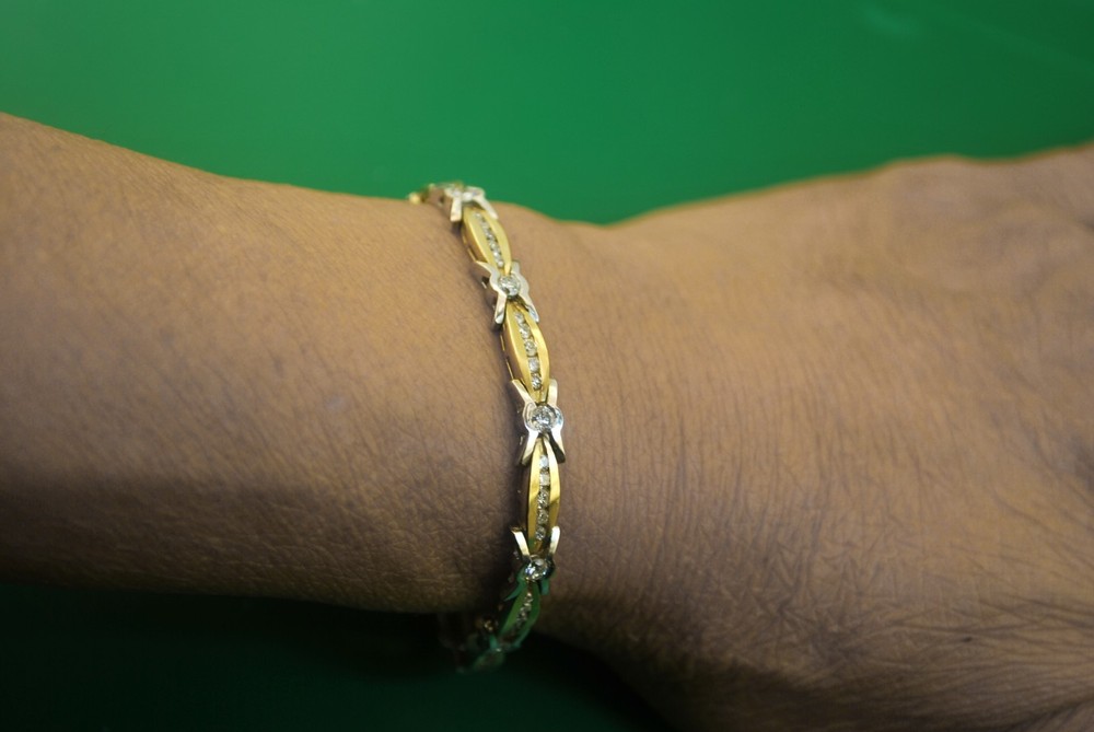 Vintage 1950’s 14k Gold Yellow & White Gold Straight Line Bracelet 66 Diamonds