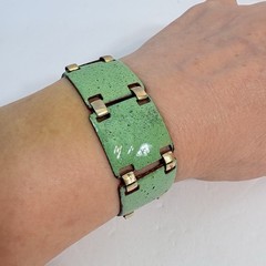 Vintage Enamel on Copper Bracelet Green Panel MCM Mid Century Modern 50s 6 3/4″