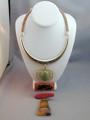 HUGE Chic’s Acrylic Lucite Modernist Necklace Kalani New With Tag