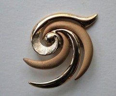 TONA 2 Tone Brooch Pin Pendant