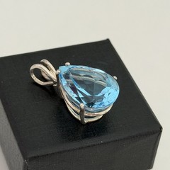 925 Sterling Silver Natural Swiss Blue Topaz Teardrop Pear Pendant 20 Carats