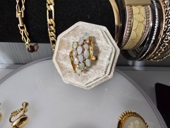 Elegant, Nice Gold/Silver Tone Jewelry Lot Some Signed