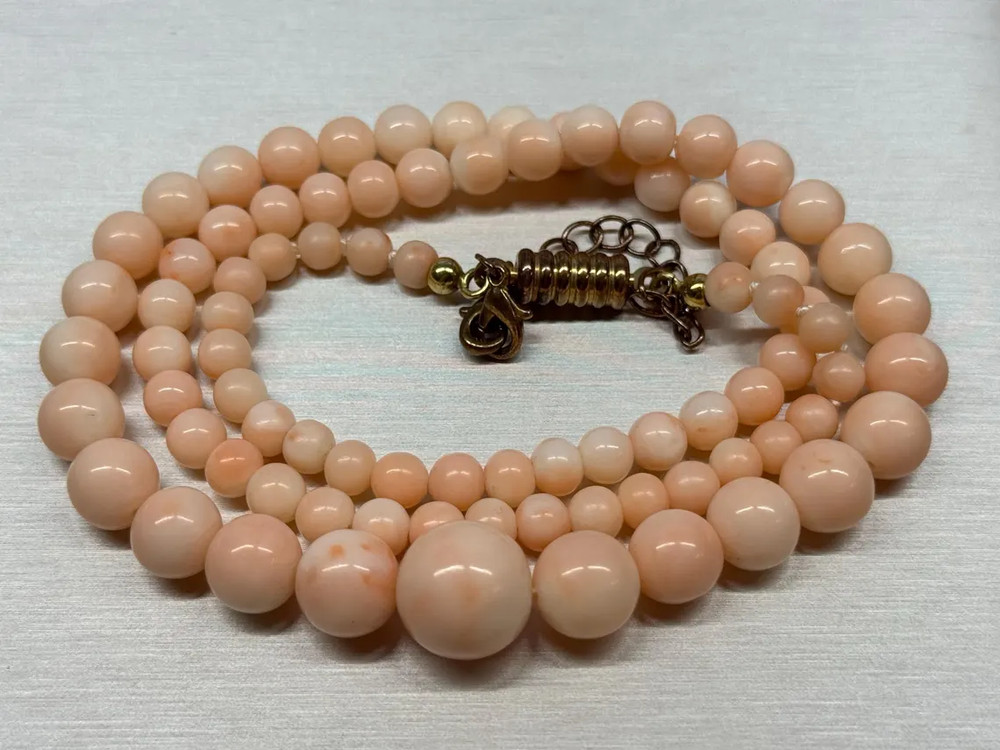 antique natural angel skin coral necklace 39 gram