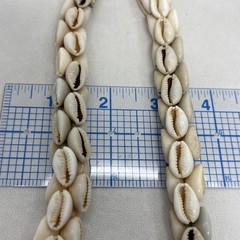 Vtg 70s Cowrie Shell Hawaiian Wedding Lei Beach Statement Thick Necklace 18″