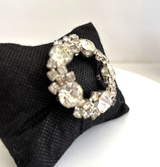 Vintage mid-century silvertone clear Prong Set rhinestone circle brooch 1 3/4”
