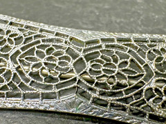 ANTIQUE? SILVER TONE FILAGREE BROOCH N611