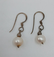VTG 7mm Pearl Dangle Earrings 1in Drop Sterling Silver French Wire 1.43g Estate