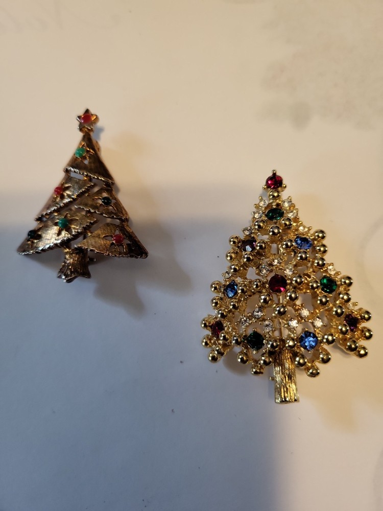 Lot 2 ~ Vintage Eisenberg Christmas Tree Pin Lot Of 2
