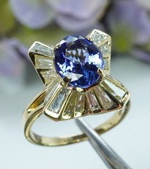 Vintage Tanzanite Baguette Diamond Ballerina 18K Gold Halo Ring Estate 4.3cttw