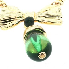 Vintage Catwalk John Jewelry Set – Gold‑Tone Bow Necklace & Green Drop Earrings
