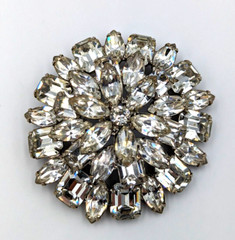 Weiss Clear Crystals Rhinestones Dome Flower Shape Vintage 1950s Brooch Pin