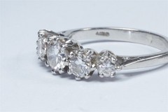 VINTAGE ENGLISH SOLID PLATINUM DIAMOND 5 STONE RING c1980’s – 1.35ct.