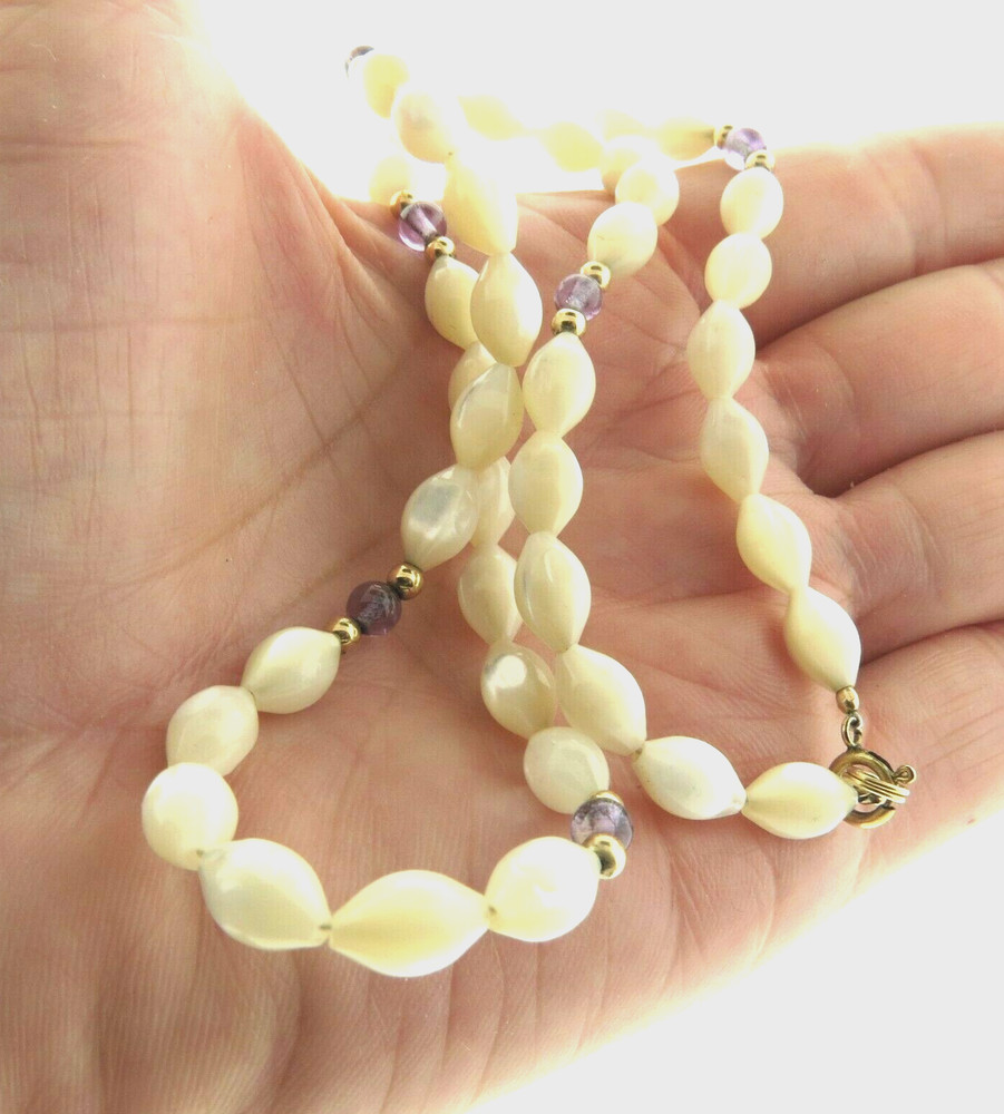 Vintage MOP Shell Bead Necklace 6 mm 17 inch 12kgf Gold Filled
