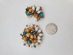 Vintage Jewlery Brooch Earring Set Clip On Gold Blue Beads Women Accessory