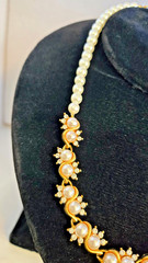 Necklace Elegant Vintage-Style Faux Pearl & Rhinestone Gold Tone Lobster Clasp