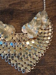 !!! Hobe Gold Tone Leaf Design Vintage Style Necklace Very Elegant !!!