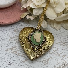 Gold Heart Locket Photo Birthday Anniversary Wedding Green Butterfly Necklace