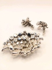 Weiss Brooch Vintage 1950s Demi Parure W Clip Earr Rhodium Plated Stunning 0229