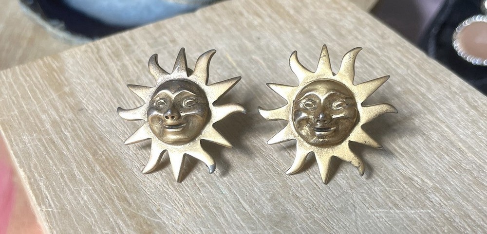 Alva Studio Vintage Earrings Clip On Sun Celestial