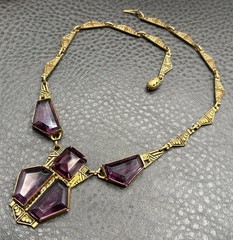 Vintage Art Deco Faux Amethyst Glass Gold Tone Ornate Chain Statement Necklace