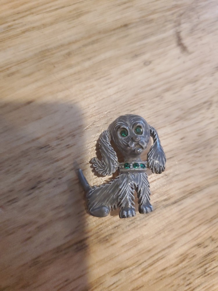 Signed Gerry’s Gray Enamel Green Rhinestone Metal Dog Brooch Vintage