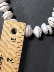 Puka Shell Necklace Hawaiian Lei Graduated 9 mm to 17 mm 17 in Length – Vintage