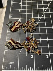 3D Vintage Fourth Of July Lunch At The Ritz American Flag Earrings Rare HTF