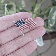 Vintage United States Sterling Silver American Flag Pin Patriotic 4th July