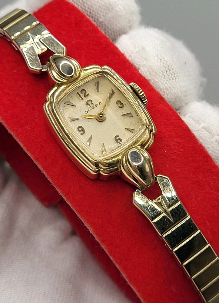 SWISS [N. MINT] 16mm OMEGA Gold Plated 17 JEWELS WORKING WIND UP WATCH Vintage